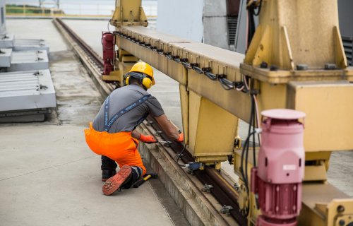 Kranalti Yollarin Tikintisi ve Qurasdirilmasi